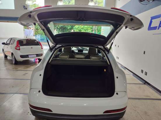 AUDI-Q3-2014