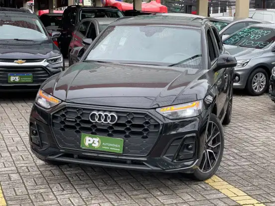 AUDI-Q5-2023