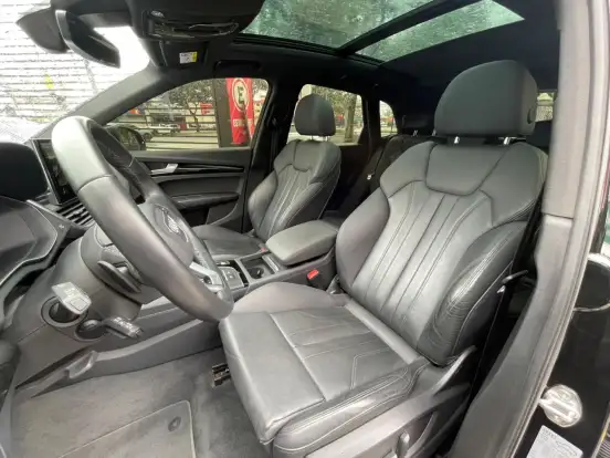 AUDI-Q5-2023