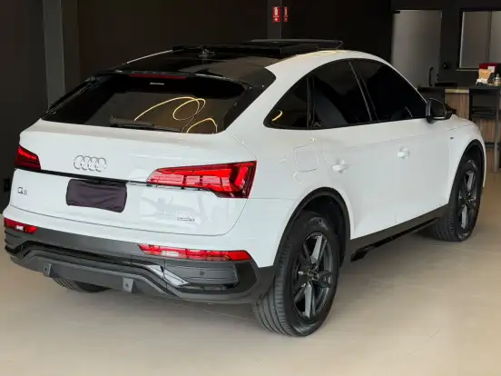 AUDI-Q5-2.0 55 TFSIE PHEV SPORTBACK PERFORMANCE BLACK QUATTRO S TRONIC AUDI-Q5-2023