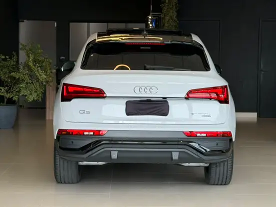 AUDI-Q5-2.0 55 TFSIE PHEV SPORTBACK PERFORMANCE BLACK QUATTRO S TRONIC AUDI-Q5-2023