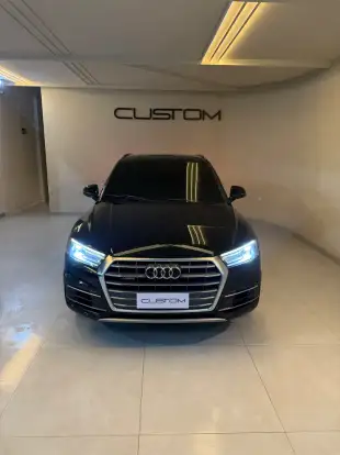 AUDI-Q5-2018