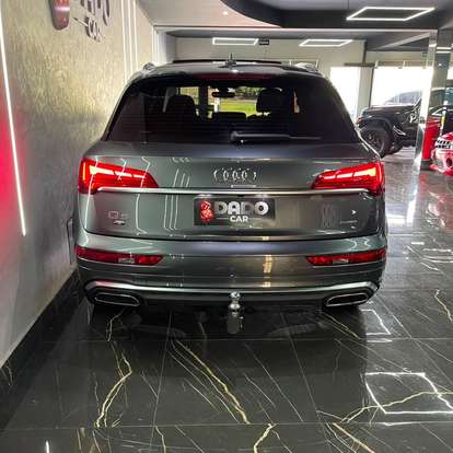 AUDI-Q5-2024
