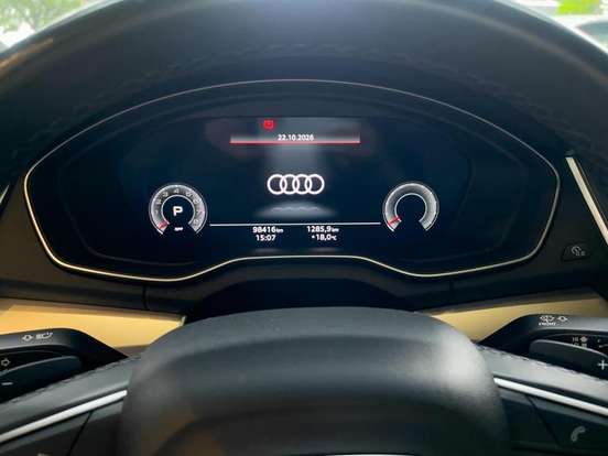 AUDI-Q5-2021