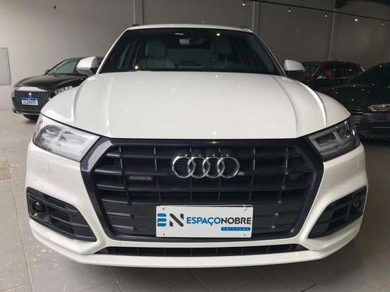 AUDI-Q5-2019