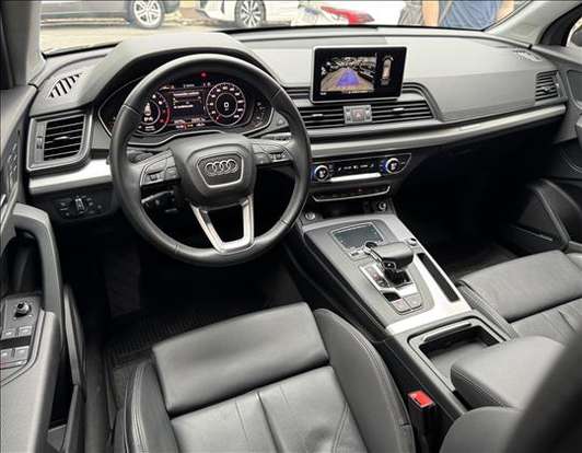AUDI-Q5-2018