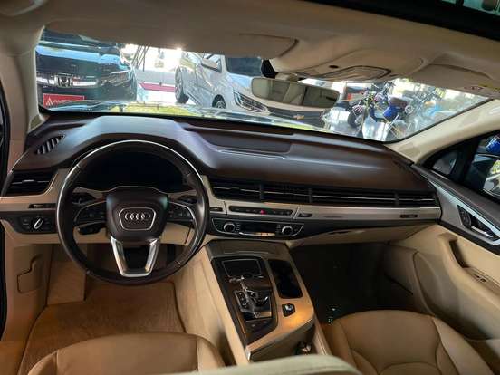AUDI-Q7-3.0 TFSI AMBIENTE V6 24V GASOLINA 4P TIPTRONIC AUDI-Q7-2016