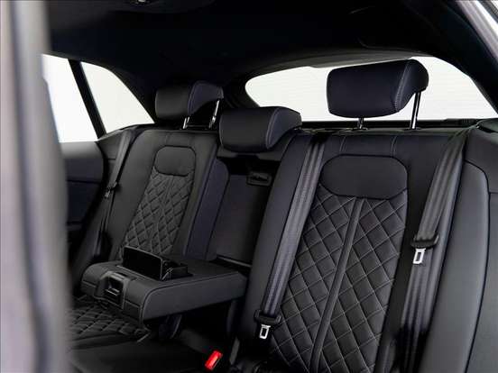 AUDI-Q8-2025
