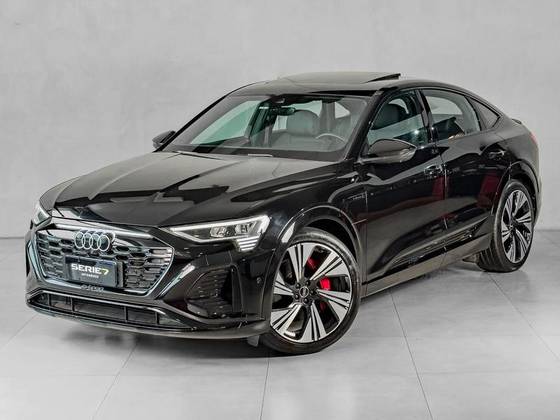 AUDI Q8 E-TRON 55 ELÉTRICO SPORTBACK PERFORMANCE BLACK QUATTRO