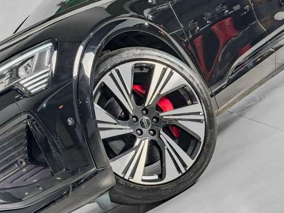 AUDI-Q8 E-TRON-55 ELÉTRICO SPORTBACK PERFORMANCE BLACK QUATTRO AUDI-Q8 E-TRON-2023