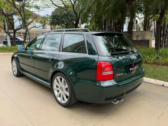 AUDI-RS4-2001