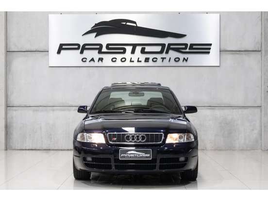 AUDI-S4-2001