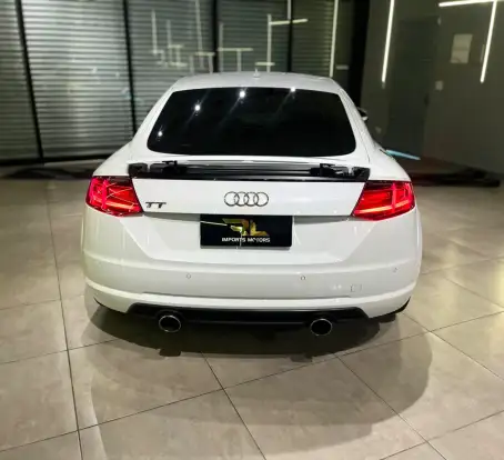 AUDI-TT-2015
