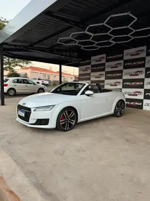 AUDI-TT-2015