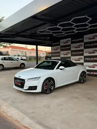 AUDI-TT-2015