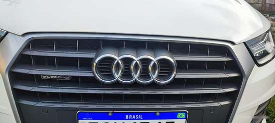 AUDI-Q3-2017