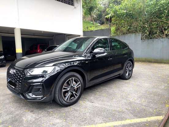 AUDI-Q5-2022