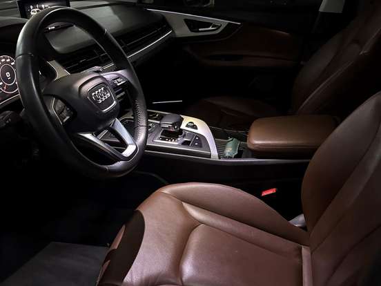 AUDI-Q7-3.0 TDI AMBITION V6 24V DIESEL 4P TIPTRONIC AUDI-Q7-2018