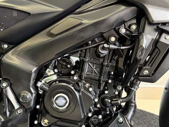 BAJAJ-DOMINAR 200 BAJAJ-DOMINAR 200-2023