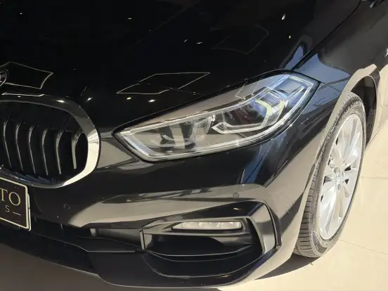 BMW-118i-1.5 12V GASOLINA SPORT GP STEPTRONIC BMW-118i-2019
