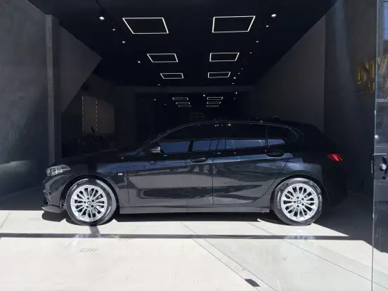 BMW-118i-1.5 12V GASOLINA SPORT GP STEPTRONIC BMW-118i-2019