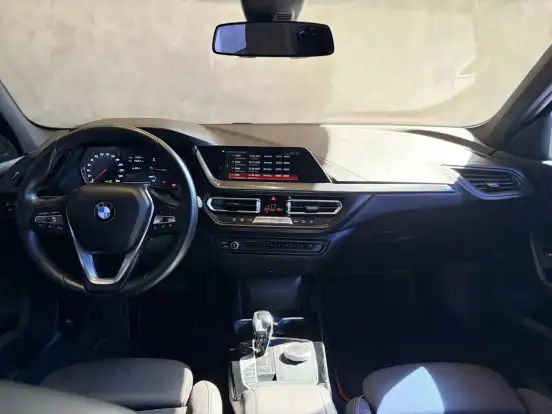 BMW-118i-1.5 12V GASOLINA SPORT GP STEPTRONIC BMW-118i-2019