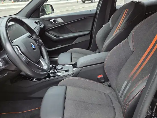 BMW-118i-1.5 12V GASOLINA SPORT GP STEPTRONIC BMW-118i-2022