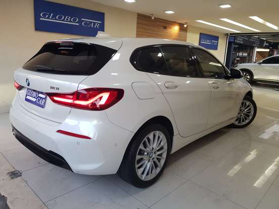BMW-118i-2019