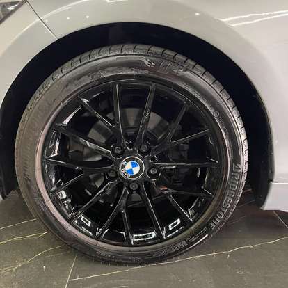 BMW-118i-2012