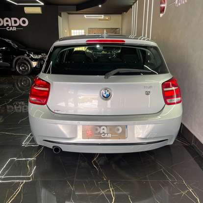 BMW-118i-2012