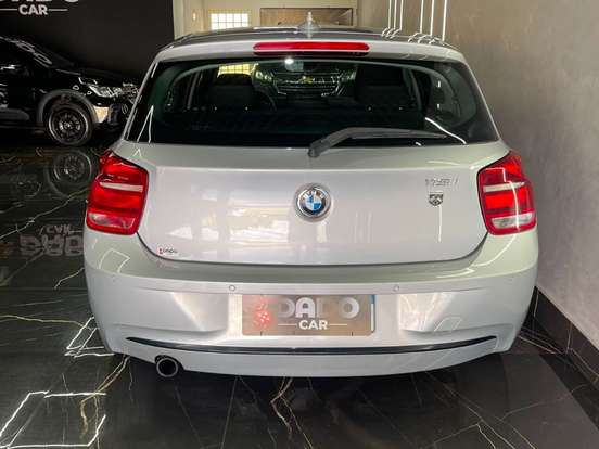BMW-118i-1.6 URBAN LINE 16V TURBO GASOLINA 4P AUTOMÁTICO BMW-118i-2012