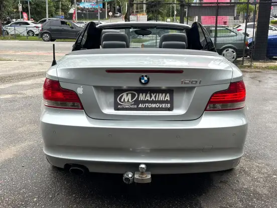 BMW-120i-2008