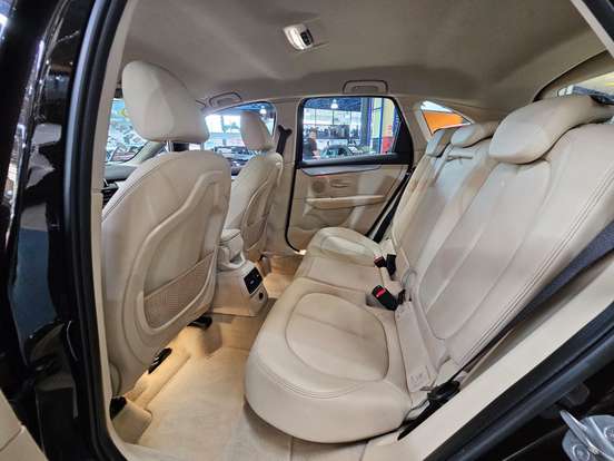 BMW-220i-2.0 CAT GP 16V TURBO ACTIVEFLEX 4P AUTOMÁTICO BMW-220i-2017