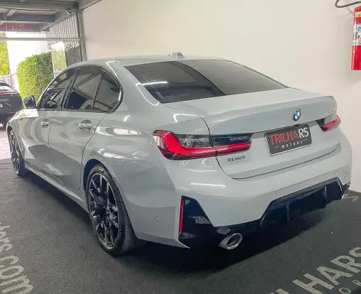 BMW-320i-2025