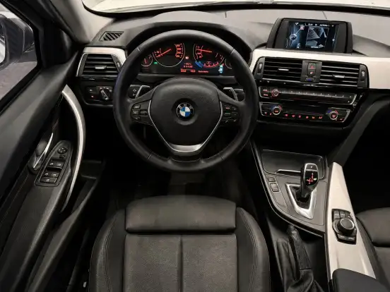BMW-320i-2.0 SPORT GP 16V TURBO ACTIVE FLEX 4P AUTOMÁTICO BMW-320i-2017