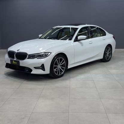 BMW-320i-2021