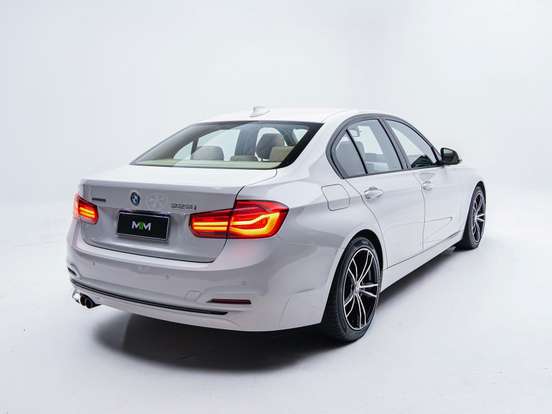 BMW-328i-2.0 SPORT GP 16V ACTIVEFLEX 4P AUTOMÁTICO BMW-328i-2016