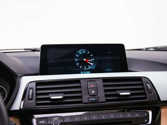 BMW-328i-2016