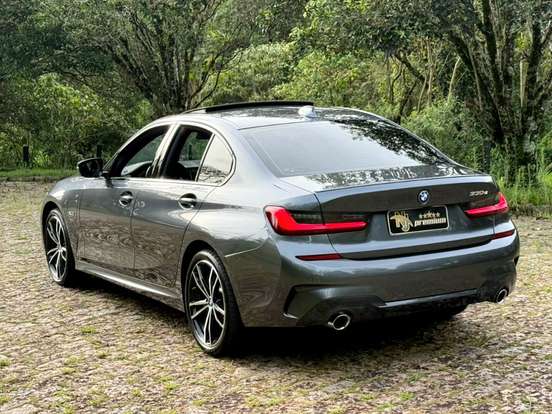 BMW-330e-2.0 16V TURBO HÍBRIDO M SPORT AUTOMÁTICO BMW-330e-2022