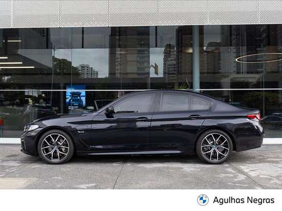 BMW-530e-2.0 16V TWINPOWER HÍBRIDO M SPORT AUTOMÁTICO BMW-530e-2023