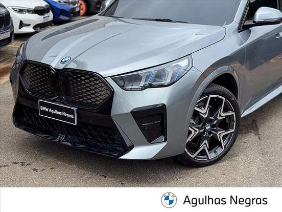 BMW-iX2-64,8 KW ELÉTRICO XDRIVE30 M SPORT BMW-iX2-2025