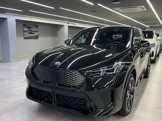 BMW-iX2-64,8 KW ELÉTRICO XDRIVE30 M SPORT BMW-iX2-2026