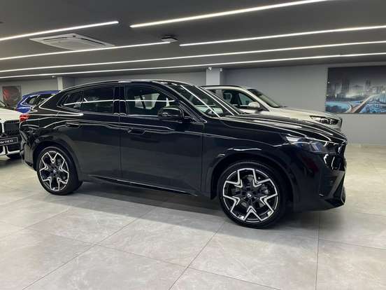 BMW-iX2-2026