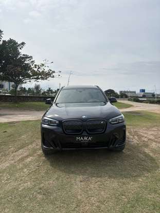 BMW-iX3-2022