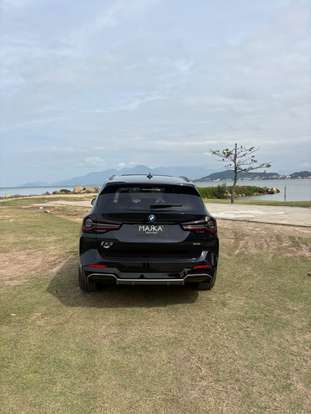 BMW-iX3-2022