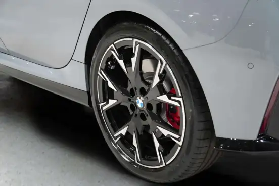 BMW-M 135i-2026