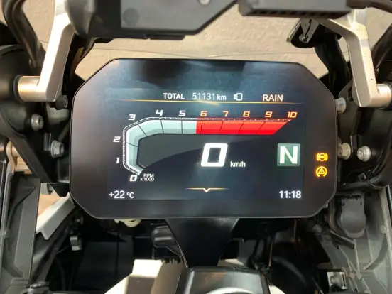 BMW-R 1200 GS ADVENTURE PREMIUM + RALLYE BMW-R 1200 GS ADVENTURE PREMIUM + RALLYE-2018