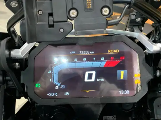 BMW-R 1250 GS ADVENTURE TRIPLE BLACK-2021