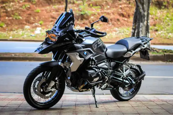 BMW-R 1250 GS PREMIUM TRIPLE BLACK-2022