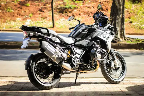 BMW-R 1250 GS PREMIUM TRIPLE BLACK-2022